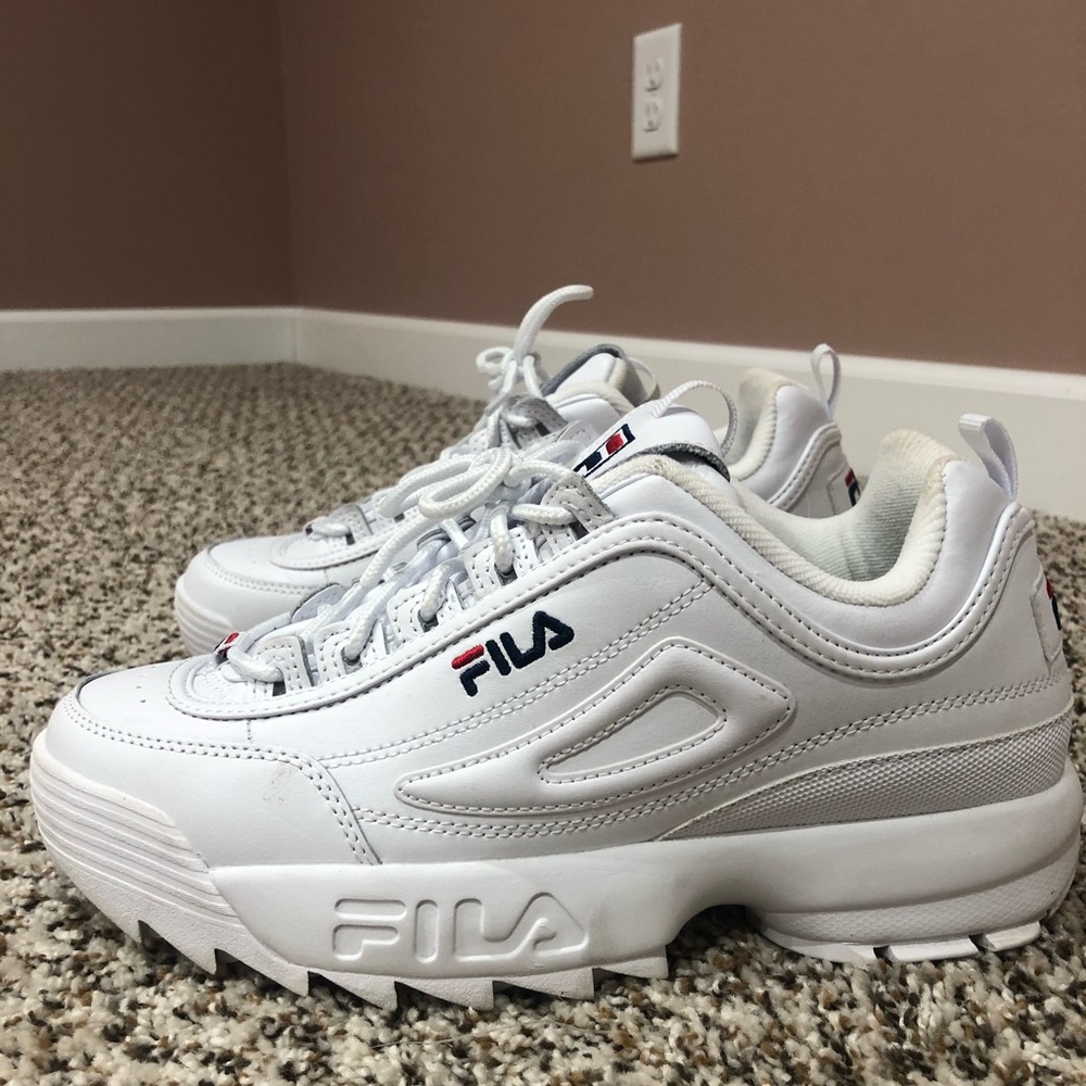 FILA tennishoes
